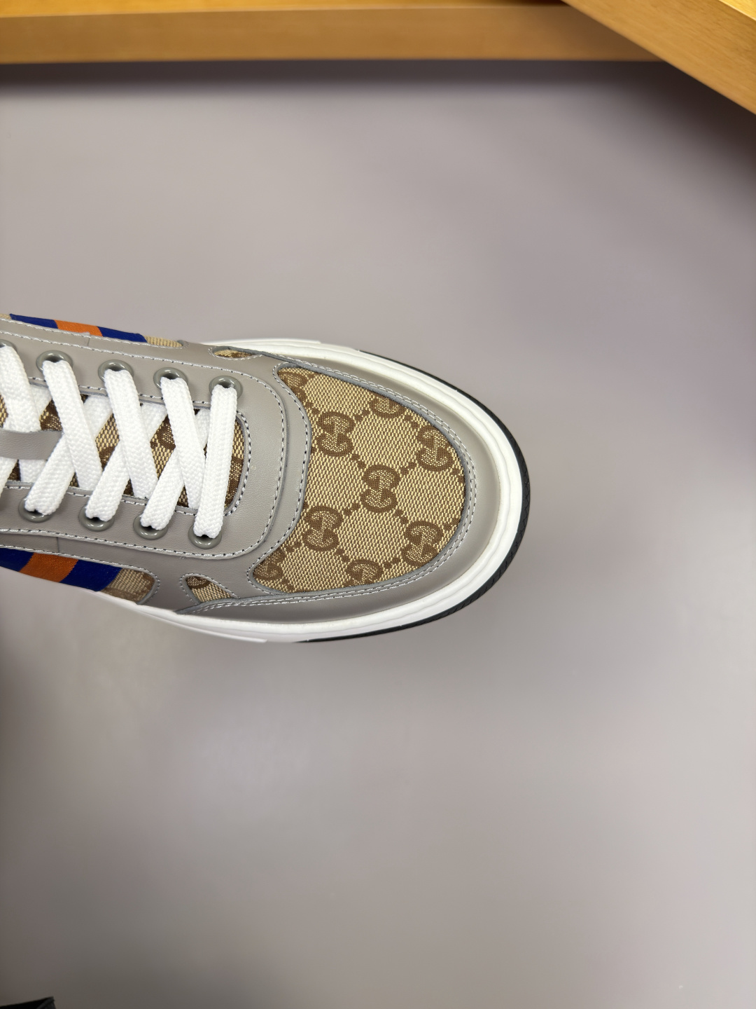 Gucci Style Leather Men's Shoes style reference detail image 6 from source 781405