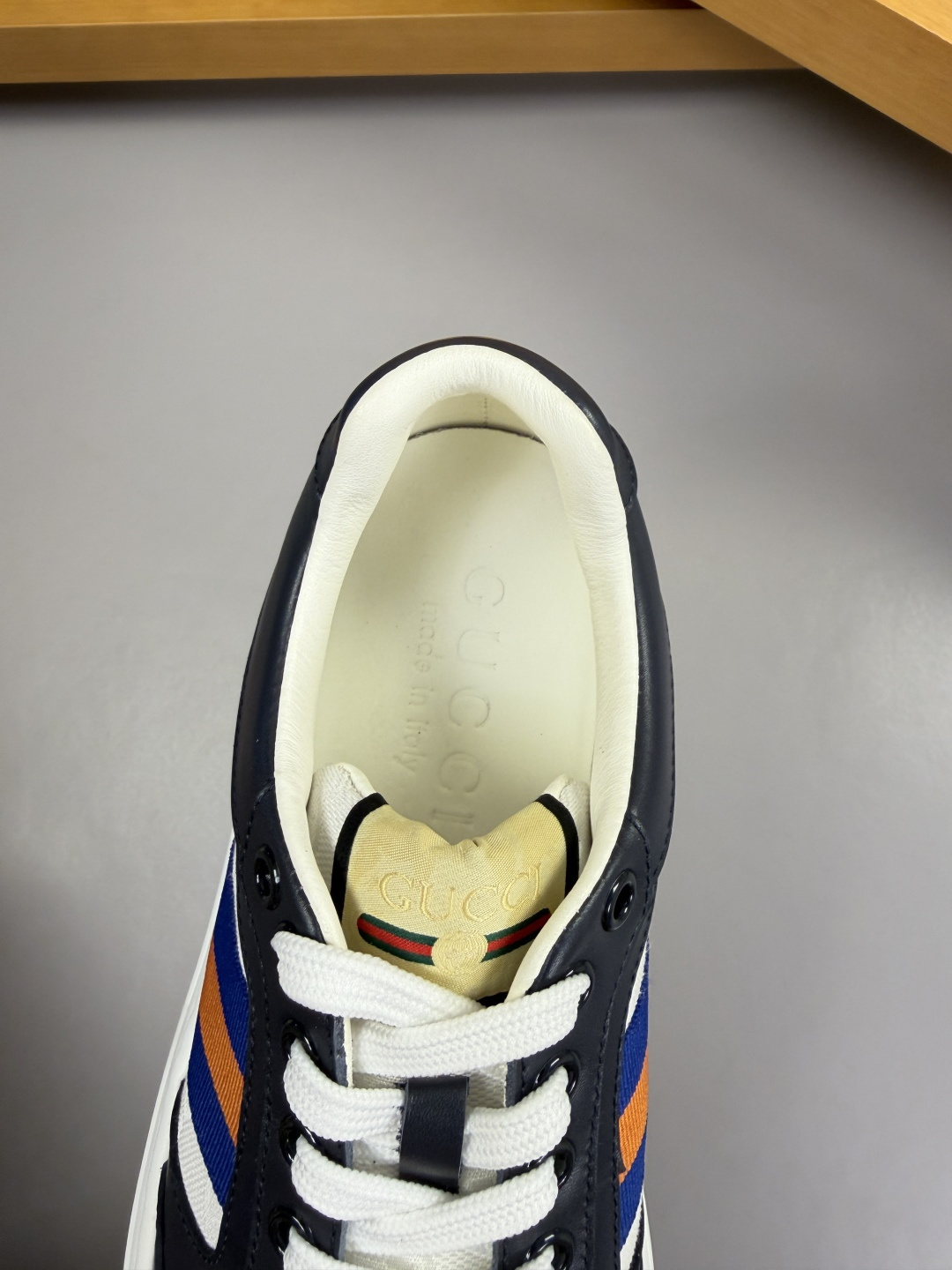 Gucci Style Leather Men's Shoes style reference detail image 7 from source 781409