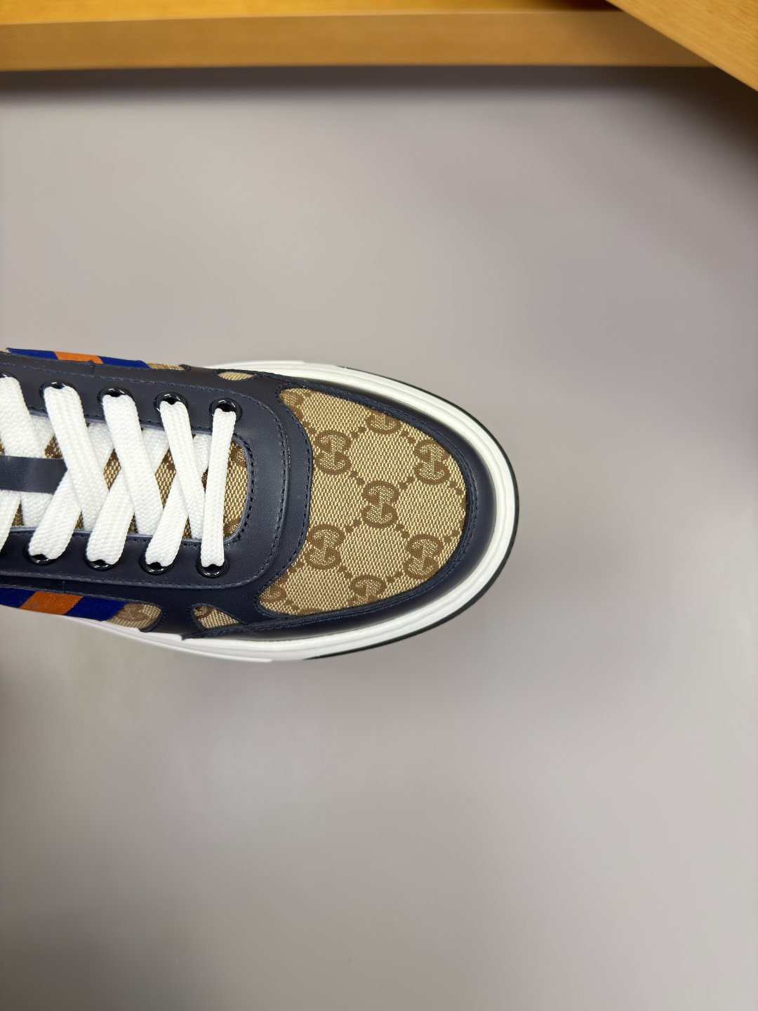 Gucci Style Leather Men's Shoes style reference detail image 6 from source 781410