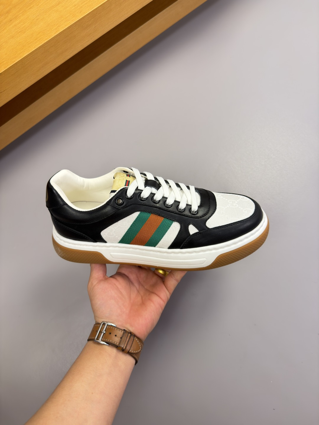 Gucci Style Leather Men's Shoes style reference detail image 4 from source 781411