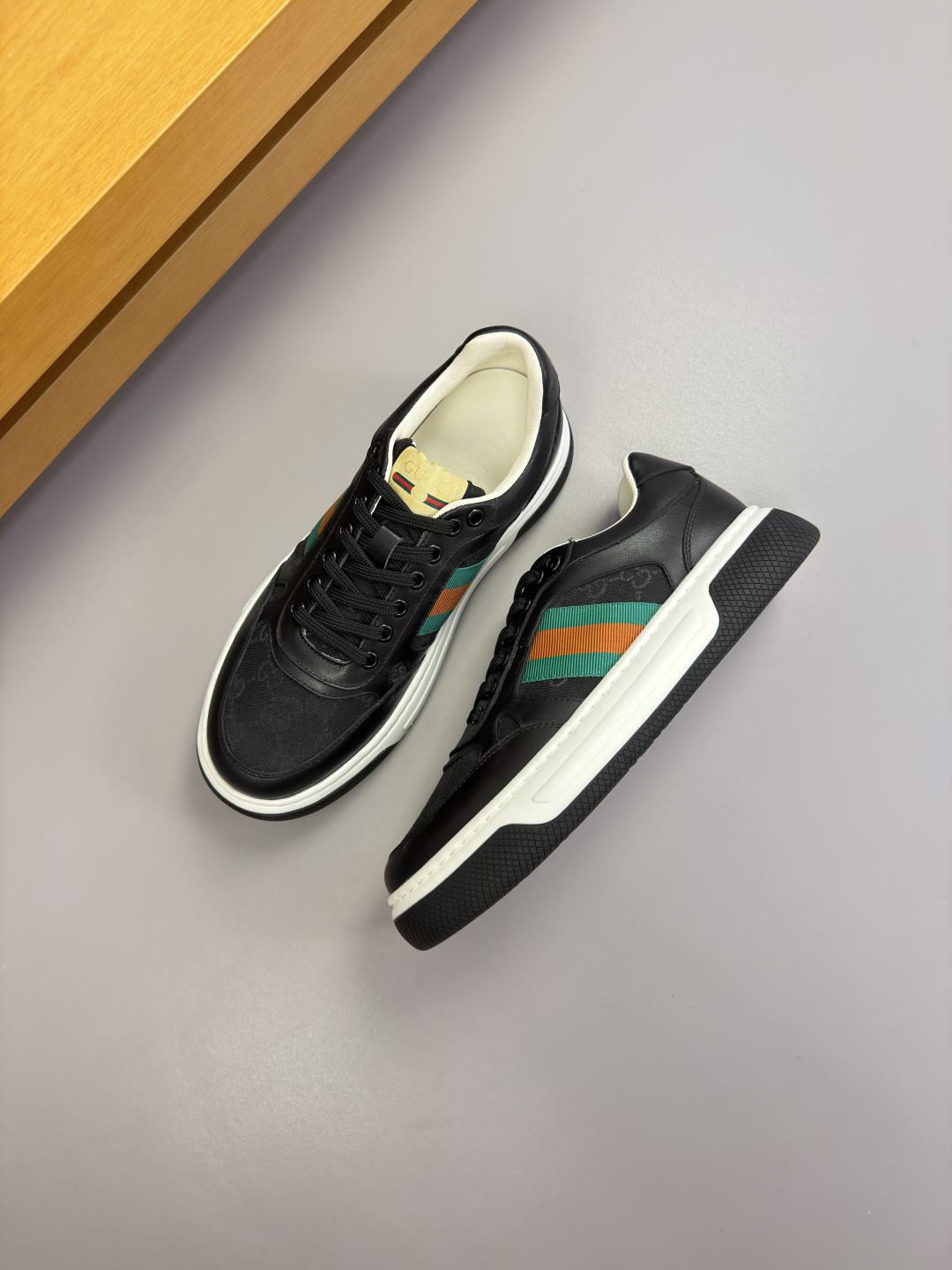 Gucci Style Leather Men's Shoes style reference detail image 3 from source 781414