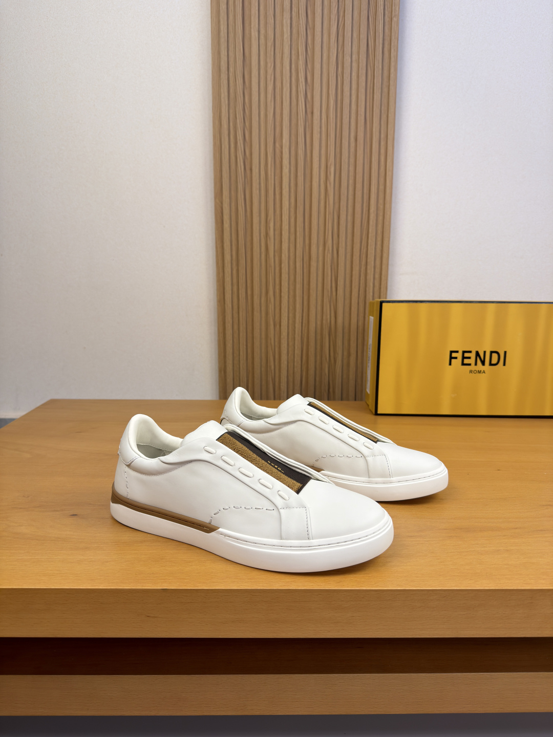 Fendi Haute Couture Classic Luxury Leather Shoe Ref.4FCECAE3