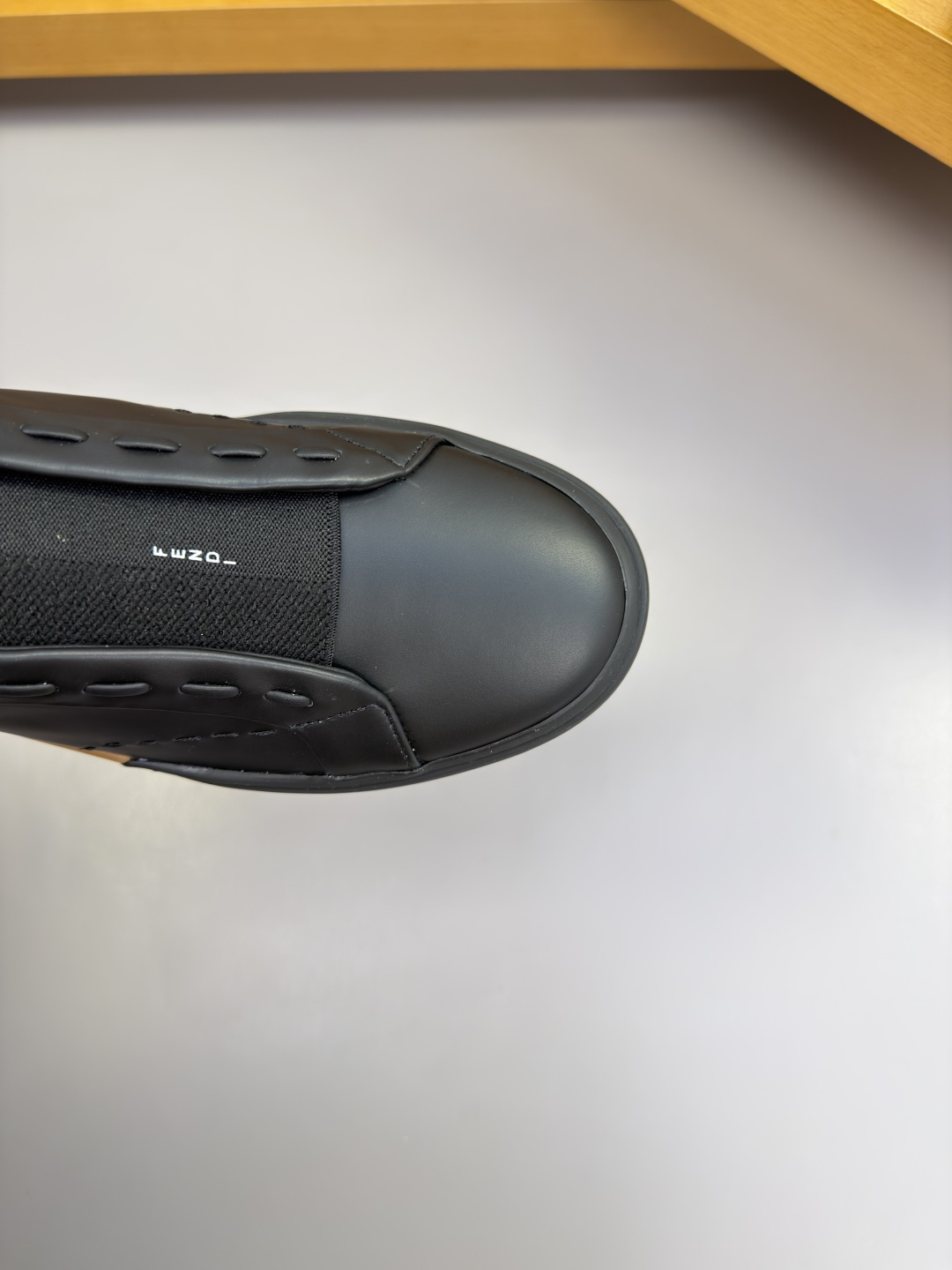 Fendi Haute Couture Classic Luxury Leather Shoe Ref 6