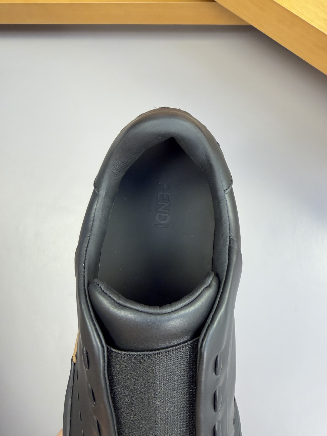 Fendi Haute Couture Classic Luxury Leather Shoe Ref 7