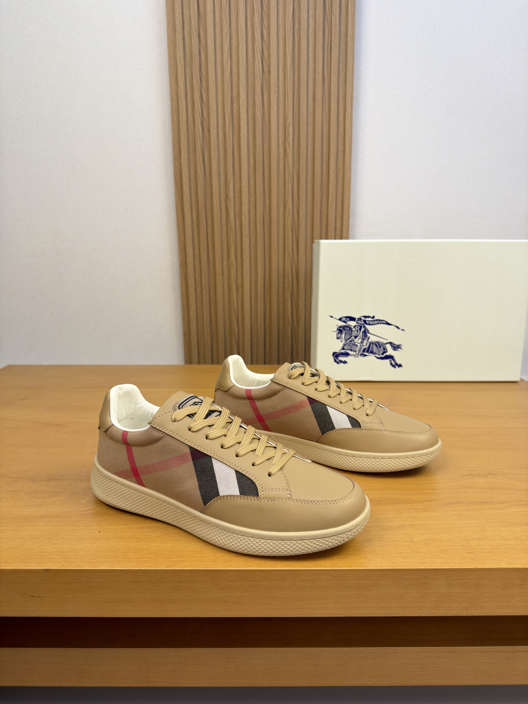 버버리 신발 149175 Burberry Sneakers