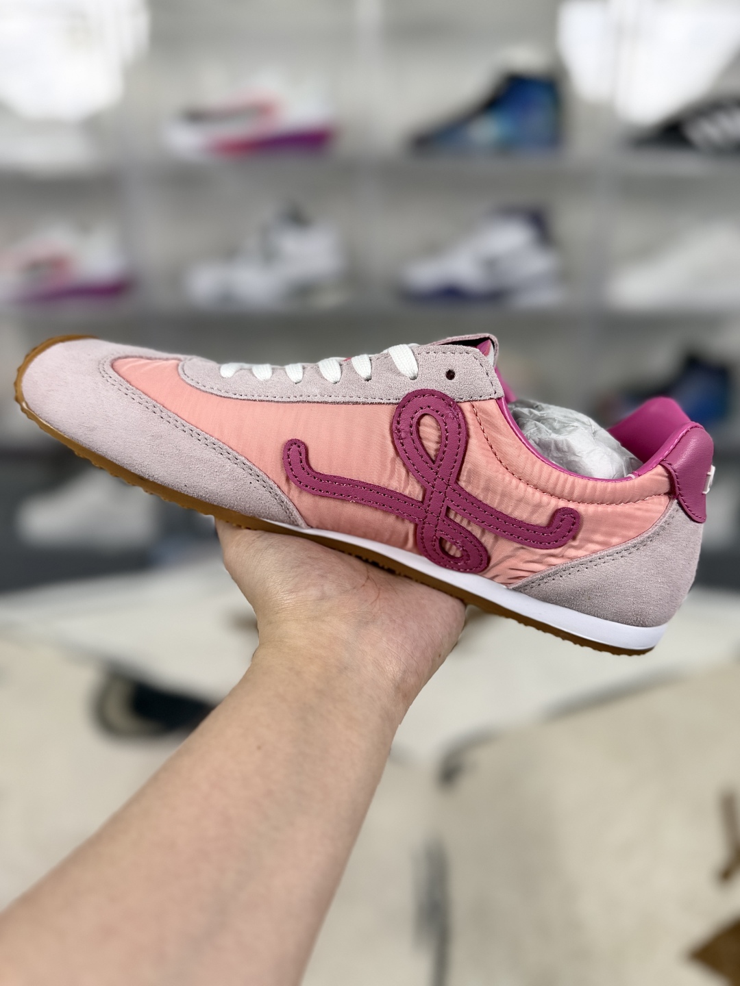 Loewe Ballet Runner 2.0 Pink Leather Sneakers Round Toe Lace-up Casual Shoes 3 cmp i1746109403068 5262 0 1