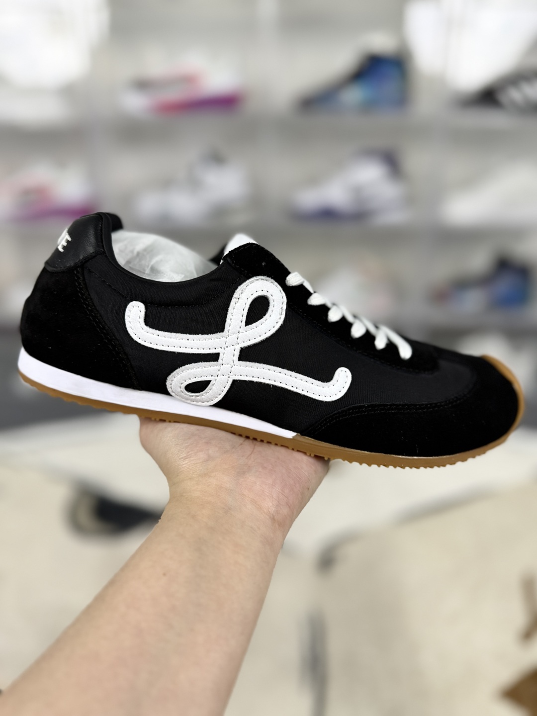 Loewe Ballet Runner 2.0: Calfskin Leather Sneakers, Round Toe, Lace-Up 2 cmp i1746109540694 8149 0 0