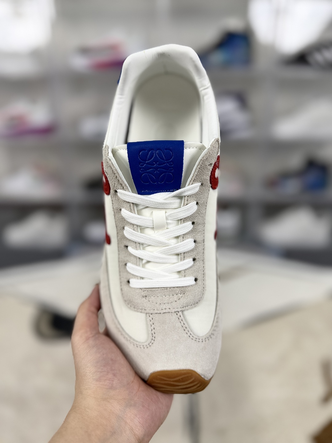 Loewe Ballet Runner 2.0 Leather Lace-Up Round Toe Low Top Sneakers 4 cmp i1746473945445 5721 0 3