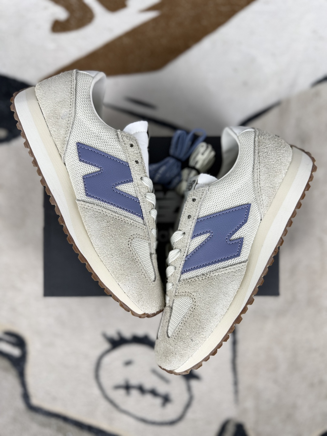 New Balance 471: Retro-Inspired Sneakers for Everyday Comfort and Style 5 cmp i1746731991780 7446 0 6