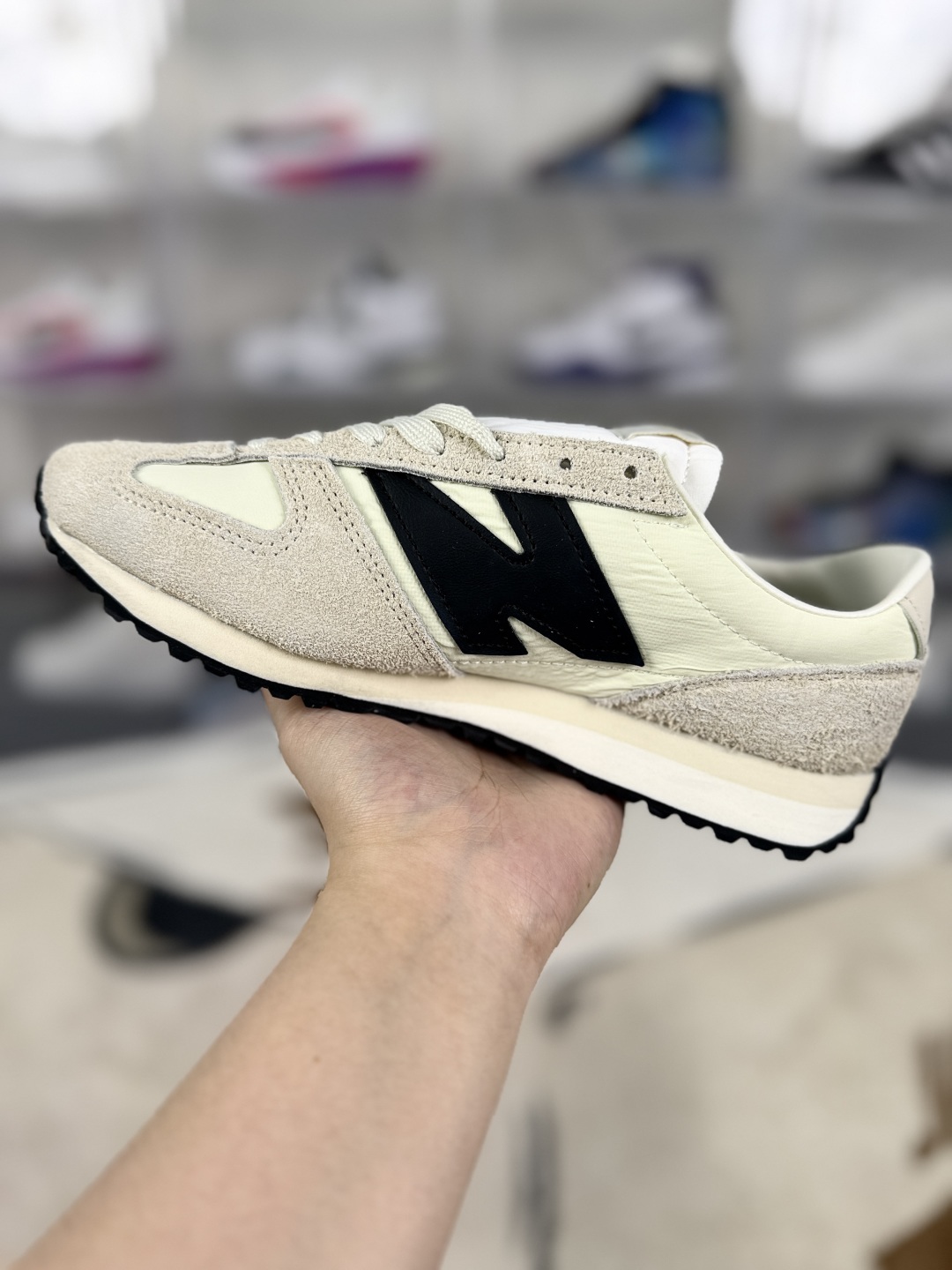 New Balance 471 Retro Running Shoes - Lightweight, Comfortable, and Stylish 3 cmp i1746732123997 1709 0 1