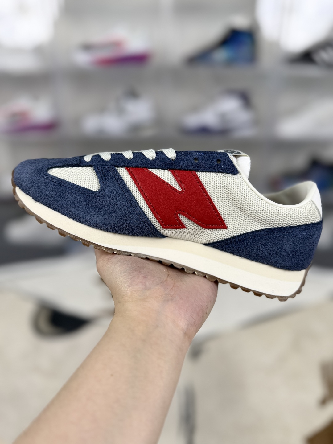 New Balance 471: Retro-Inspired Running Shoes for Everyday Comfort and Style 3 cmp i1746732165076 6339 0 1