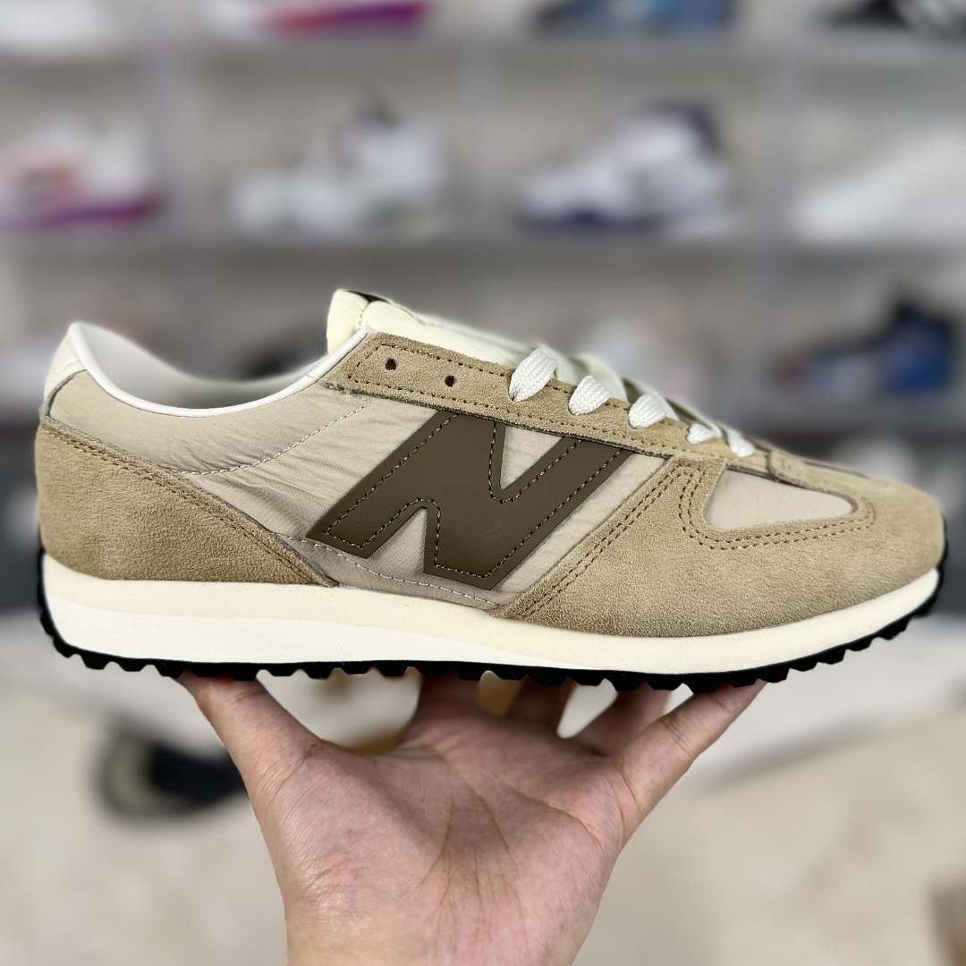 New Balance 471 Sneakers: Retro Style, Modern Comfort, and Lightweight Design 7 cmp i1746822107693 8364 0 5