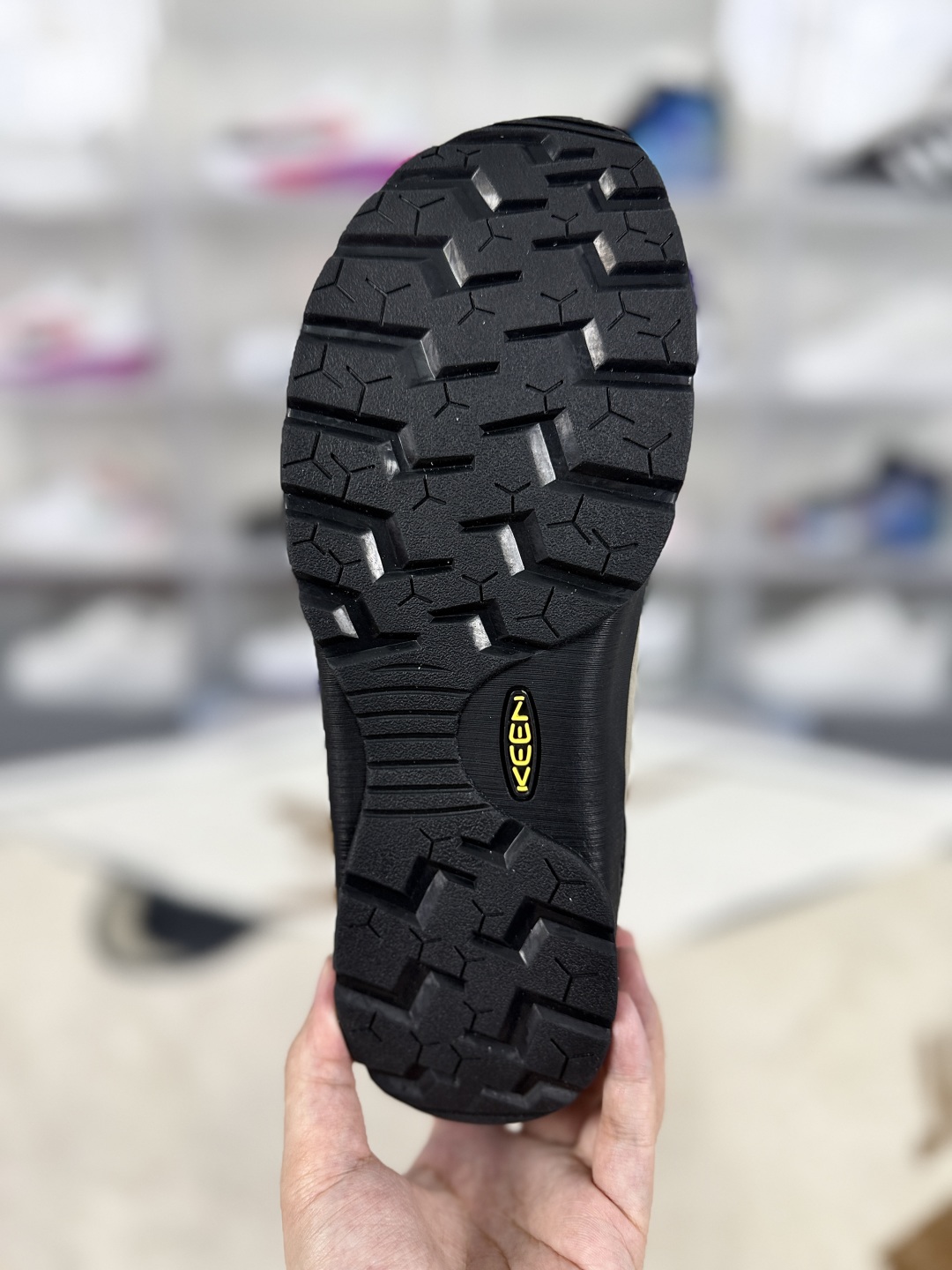 KEEN Jasper Suede Hiking Shoes: Comfort, Grip & Style for Outdoor Adventures 6 cmp i1746822396798 7762 0 4