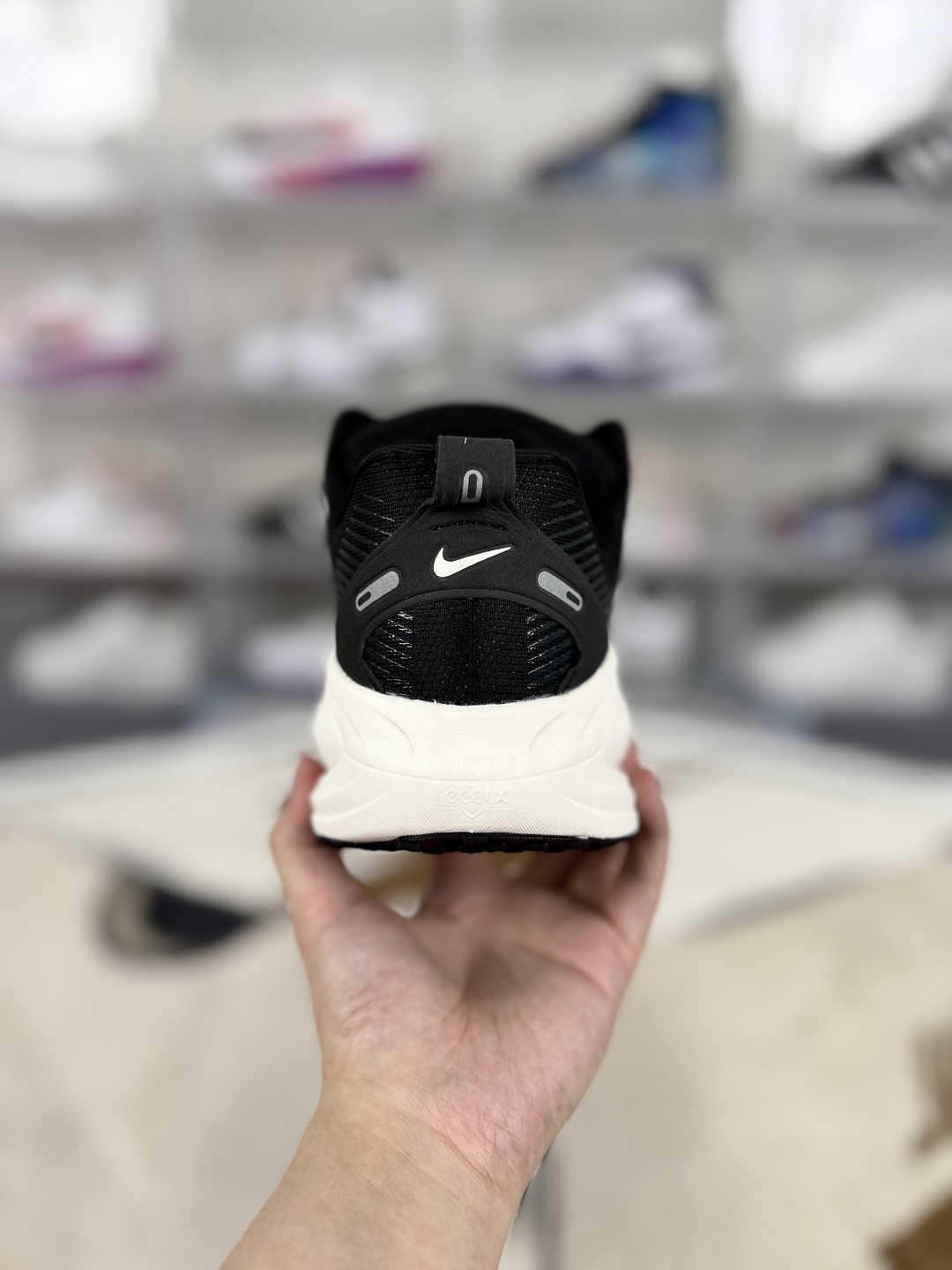 Nike Vomero 18 Running Shoes - Black & White, Comfortable & Durable 3 cmp i1746910172065 2831 0 2