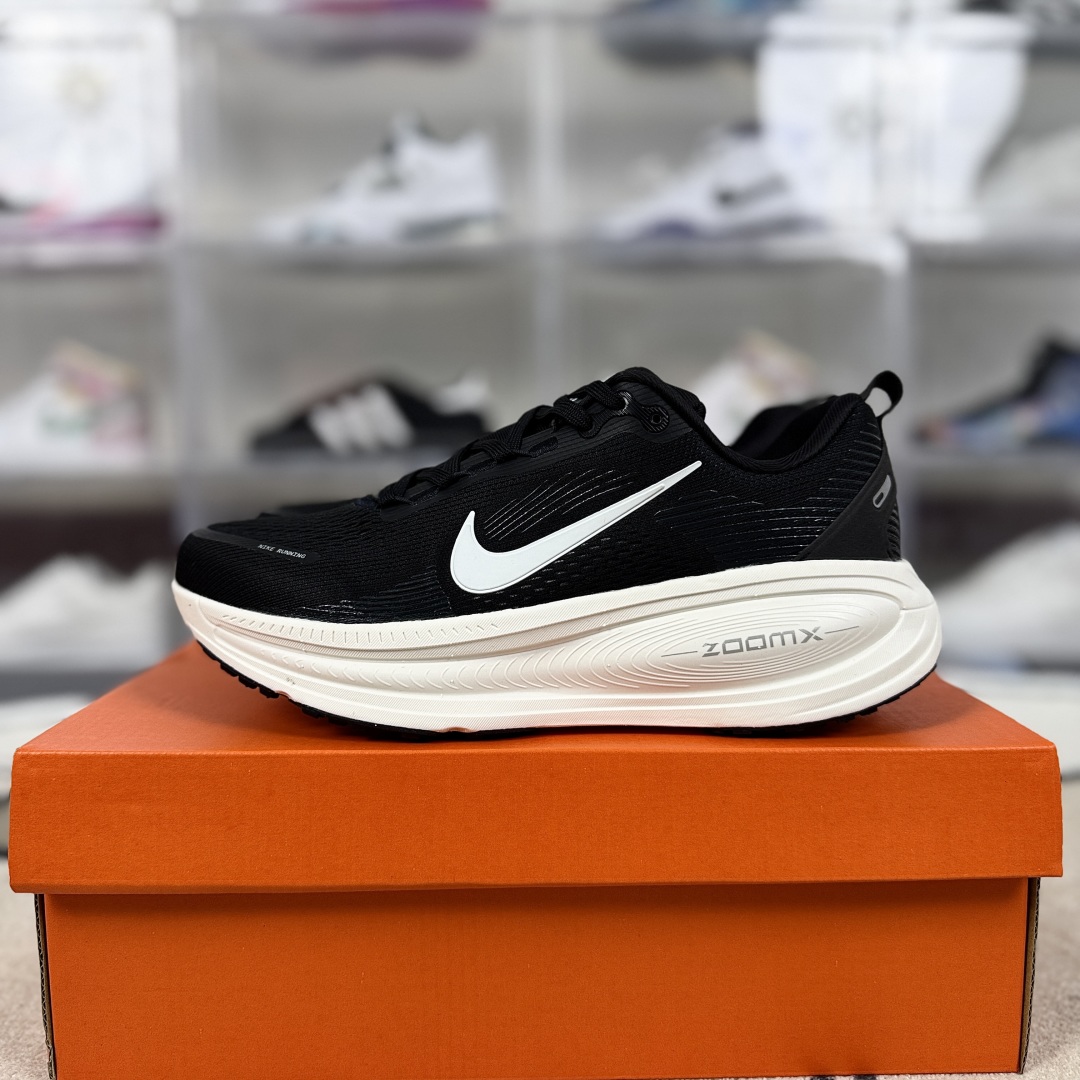 Nike Vomero 18 Running Shoes - Black & White, Comfortable & Durable 9 cmp i1746910172070 6622 0 8
