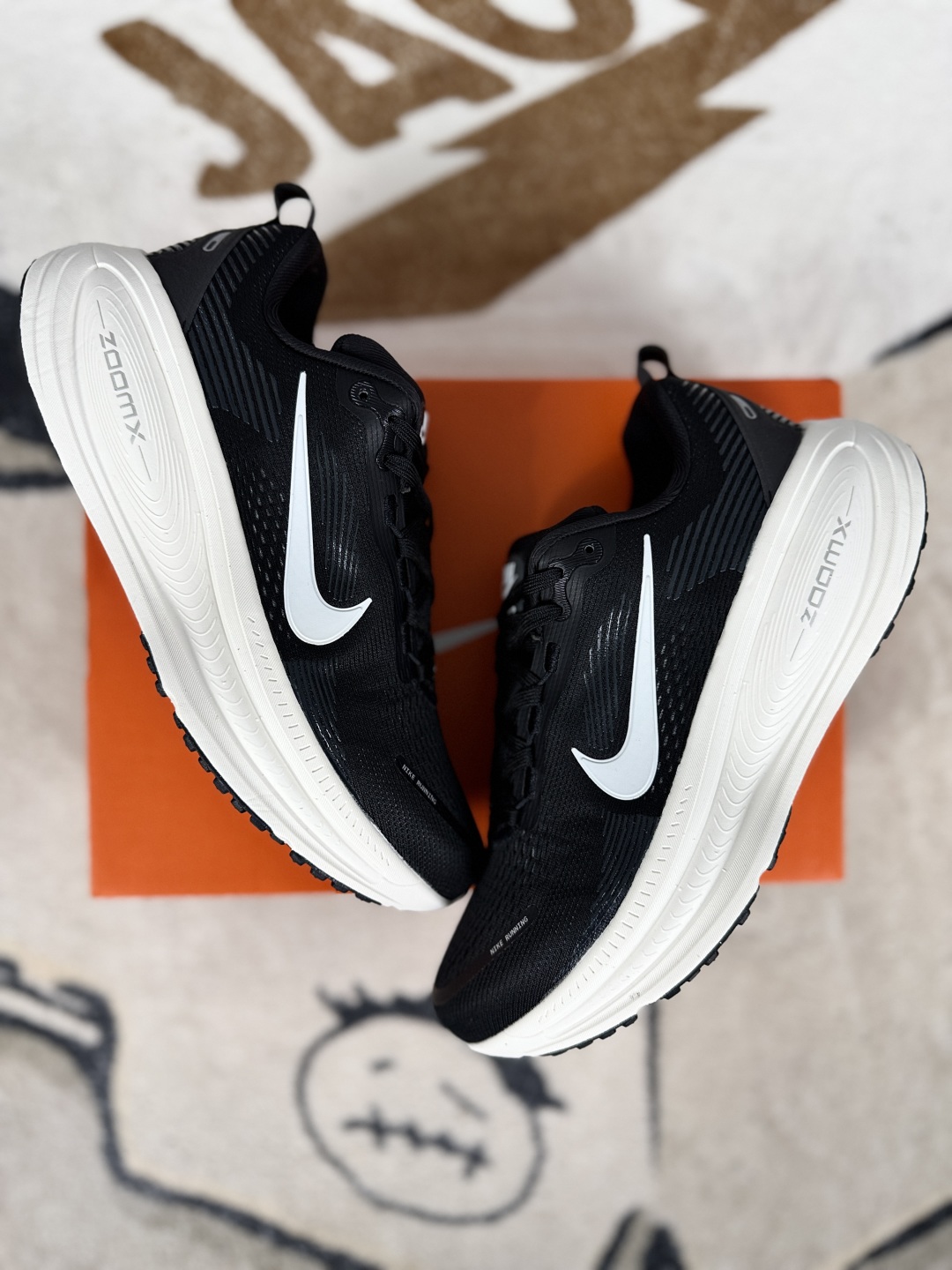 Nike Vomero 18 Running Shoes - Black & White, Comfortable & Durable 5 cmp i1746910173115 9729 0 6