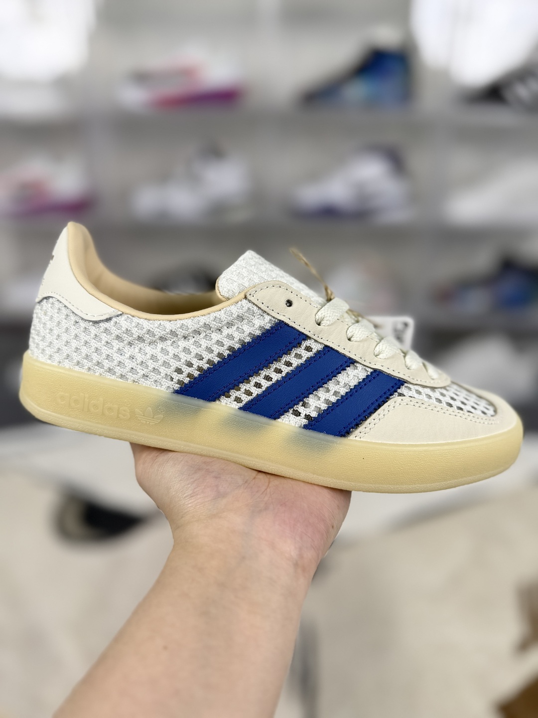 Adidas Originals Gazelle Indoor: Retro Style, Modern Comfort, and Blue Accents