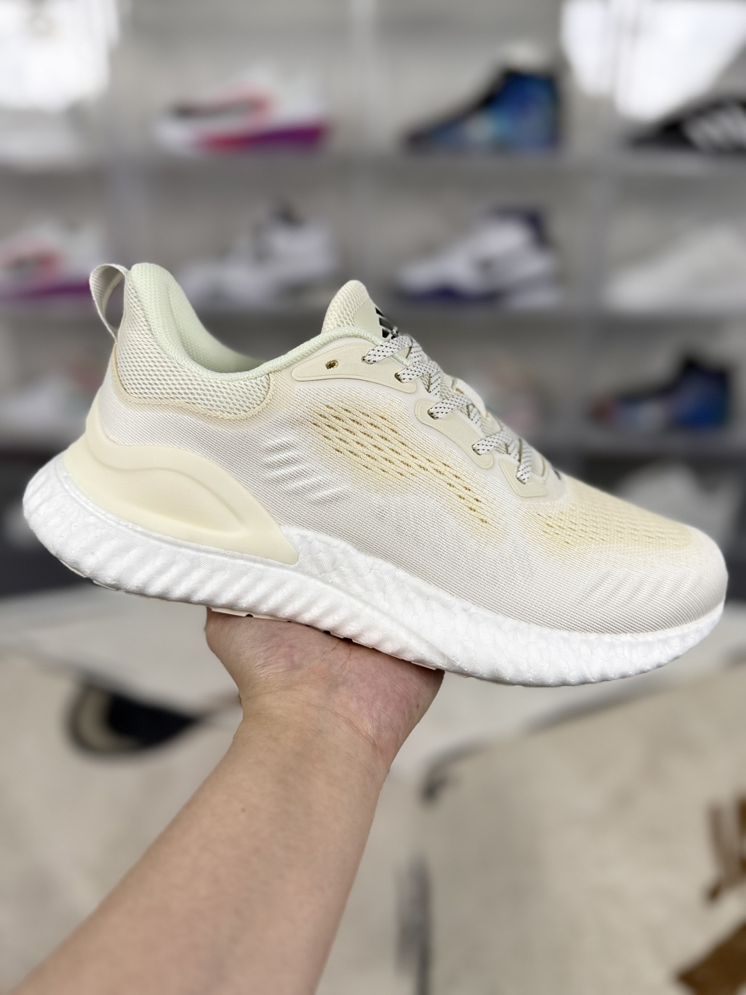 Adidas Switch FWD Boost Beige Running Shoes - Comfortable & Durable 1 cmp i1746910761695 4914 0 0