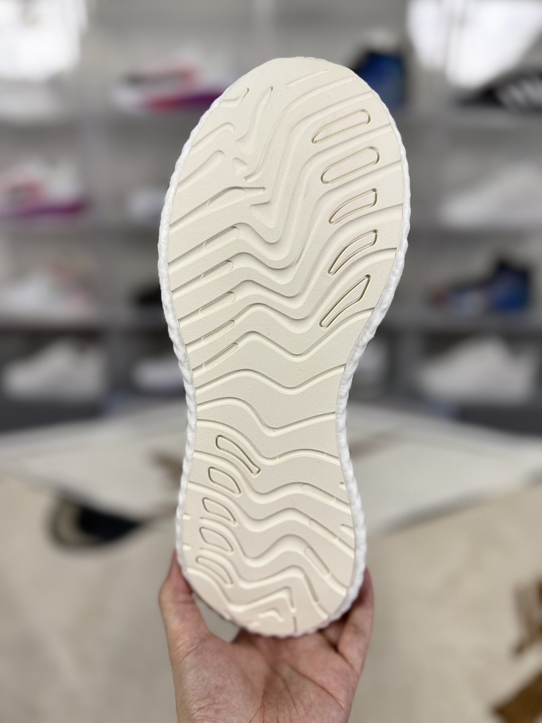 Adidas Switch FWD Boost Beige Running Shoes - Comfortable & Durable 6 cmp i1746910761714 1118 0 4
