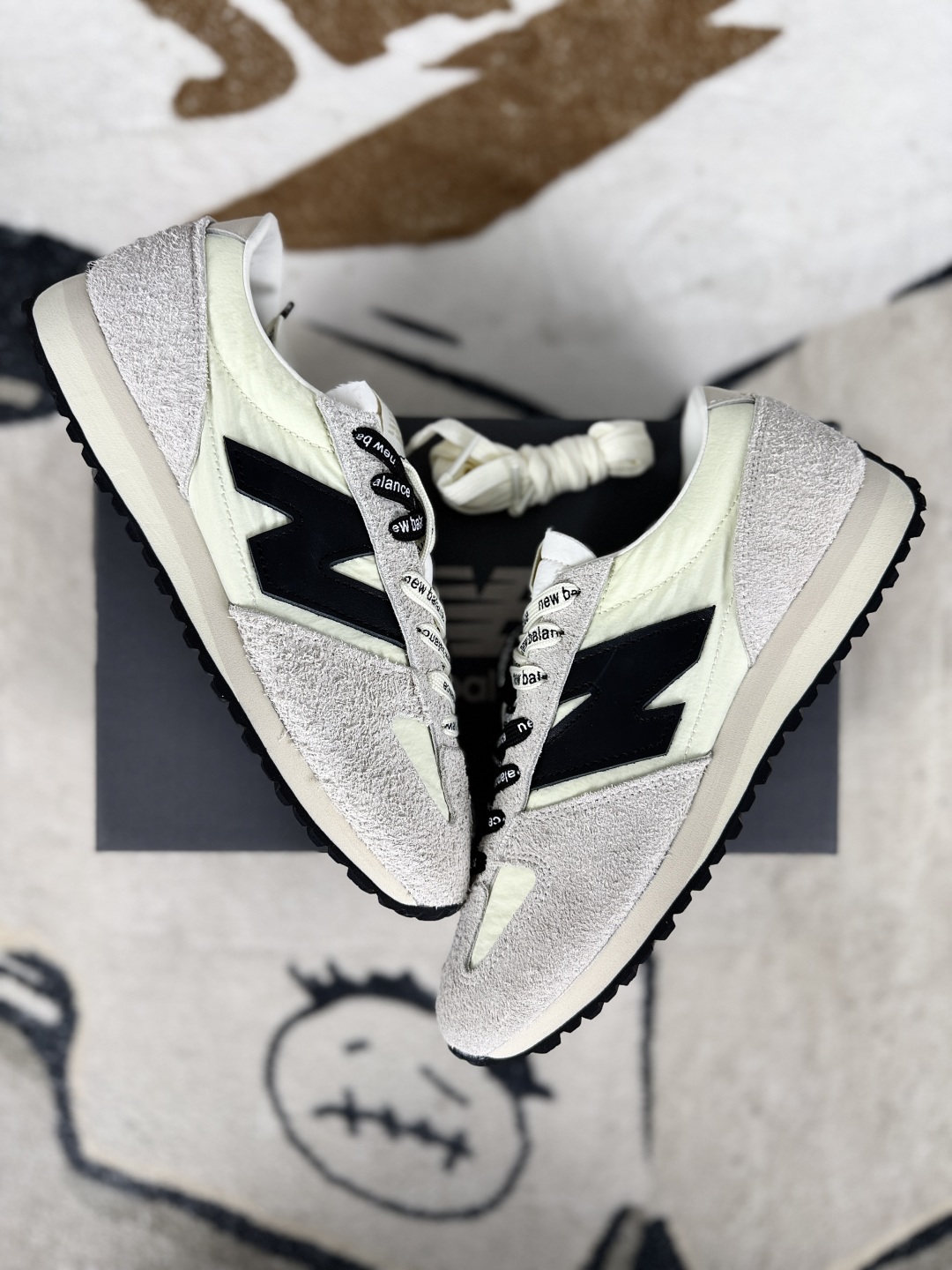 New Balance NB 471: Retro-Inspired Comfort and Style for Everyday Wear 6 cmp i1747003472333 2252 0 6