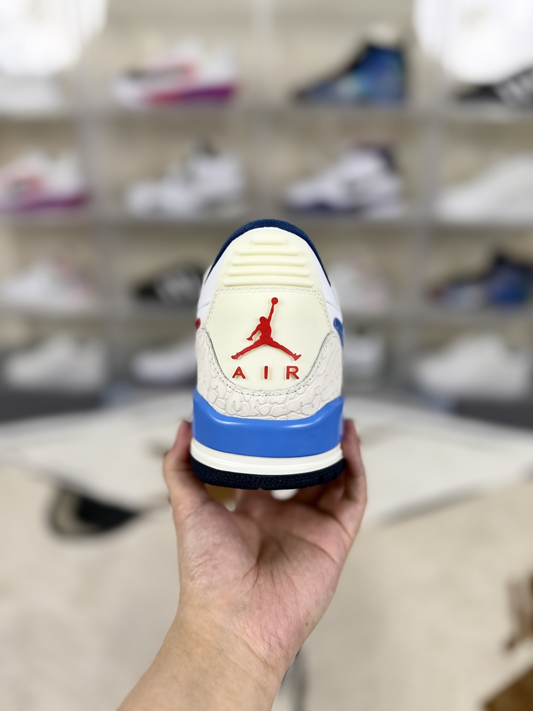 Jordan Legacy 312 Low-Top Sneakers - Comfortable, Durable, and Stylish 3 cmp i1747088623020 8963 0 2