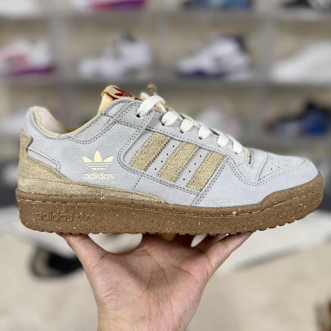 Adidas Originals Forum 84 Low: Blue & Brown Retro Basketball Sneakers 8 cmp i1747088704597 6028 0 5