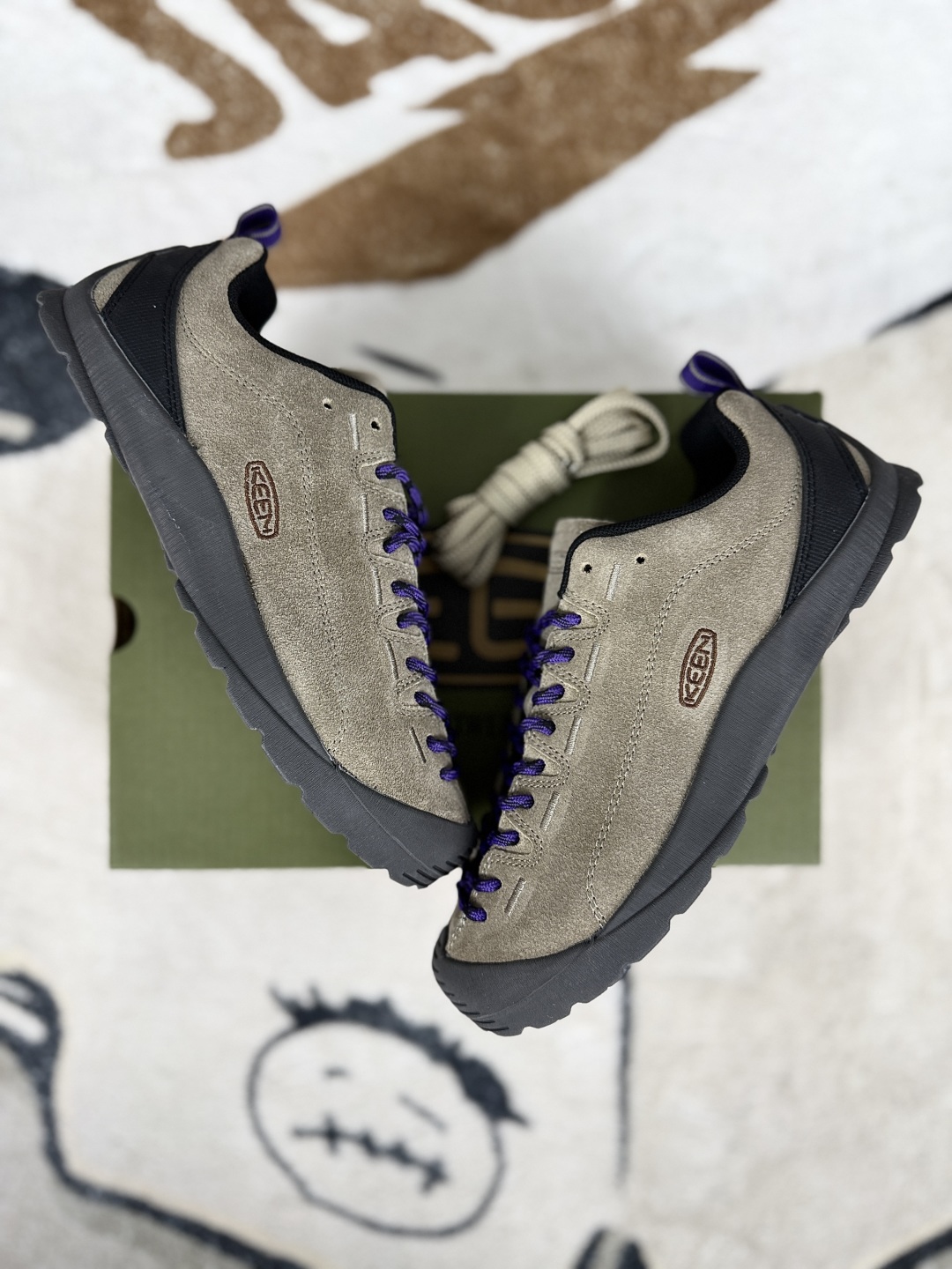 KEEN Jasper Suede Hiking Shoes - Lightweight & Comfortable for Outdoor Adventures 5 cmp i1747088924779 1848 0 6