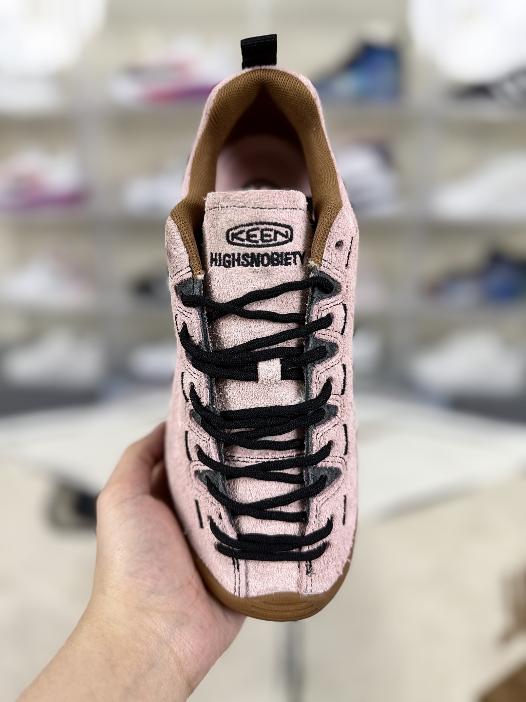 Highsnobiety x KEEN Jasper Downtown Pink Low-Top Hiking Shoe 5 cmp i1747089047669 6133 0 3