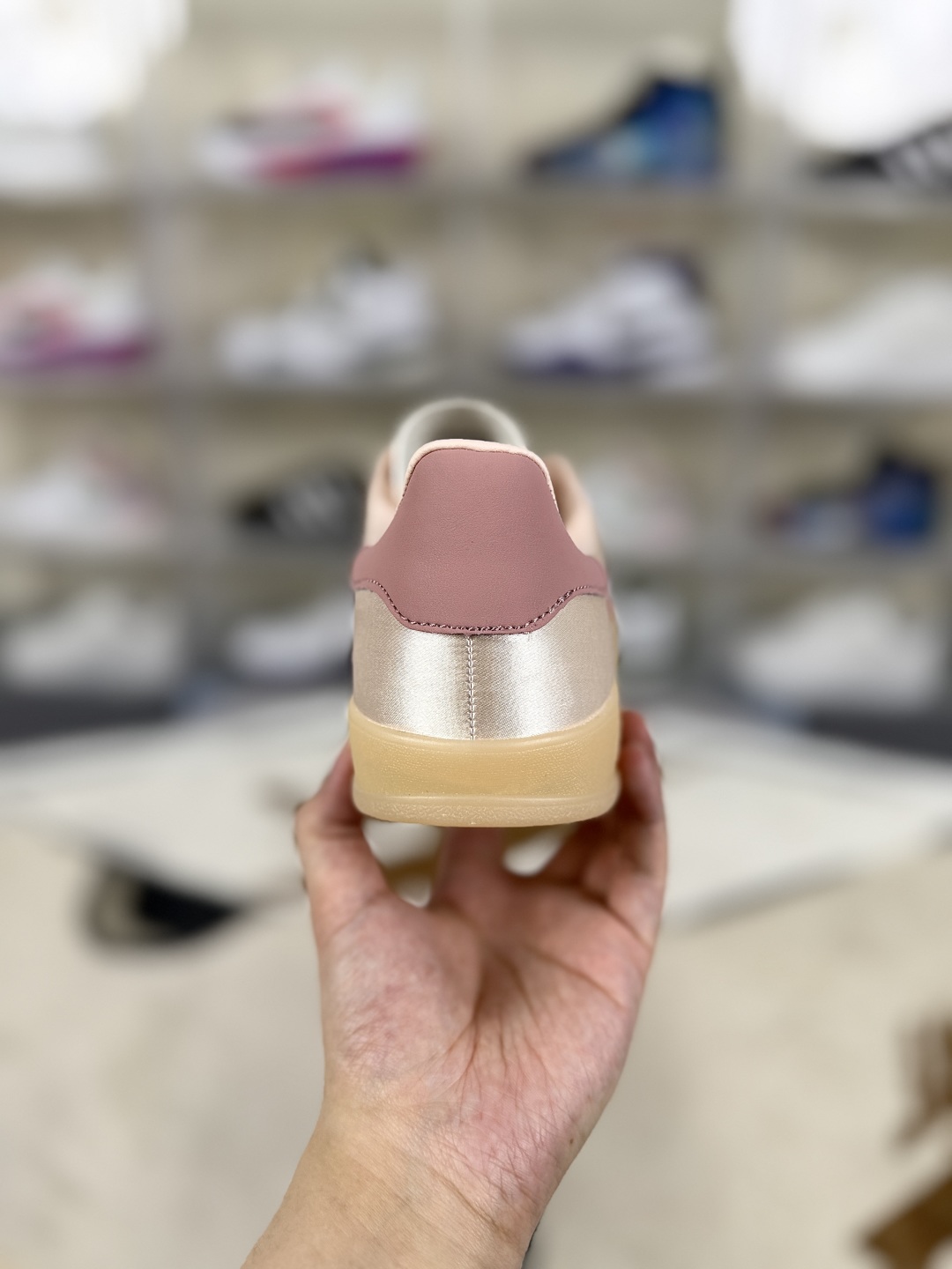 Adidas Originals Gazelle Indoor Low-Top Sneakers - Pink 4 cmp i1747174818580 8391 0 2