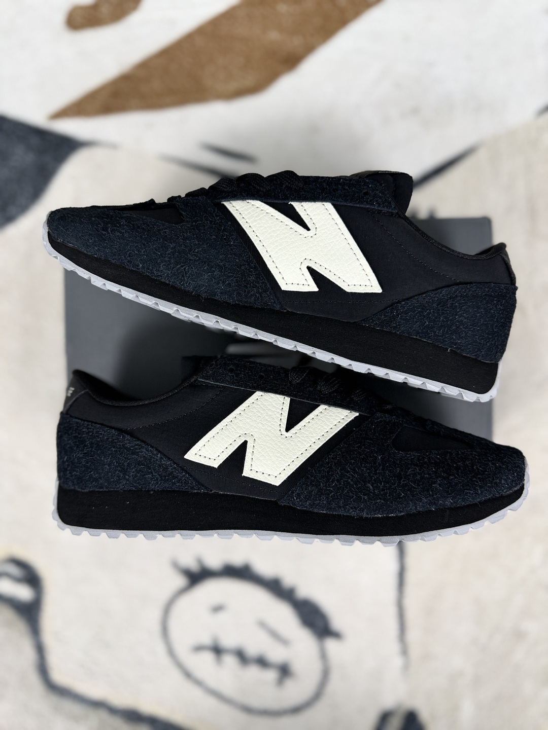 New Balance 471 Black and White Low-Top Sneaker. Durable, Lightweight & Breathable. 8 cmp i1747429011514 1957 0 7