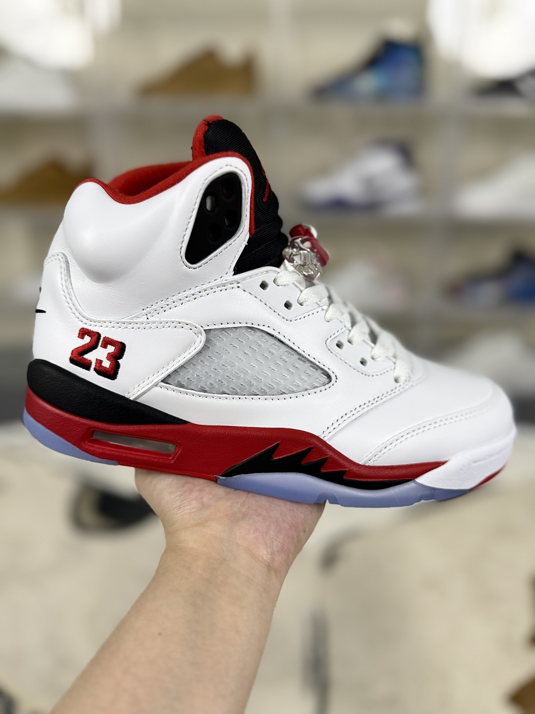 Air Jordan 5 Retro Fire Red: Iconic Style & Superior Performance 2 cmp i1747429107808 8840 0 0