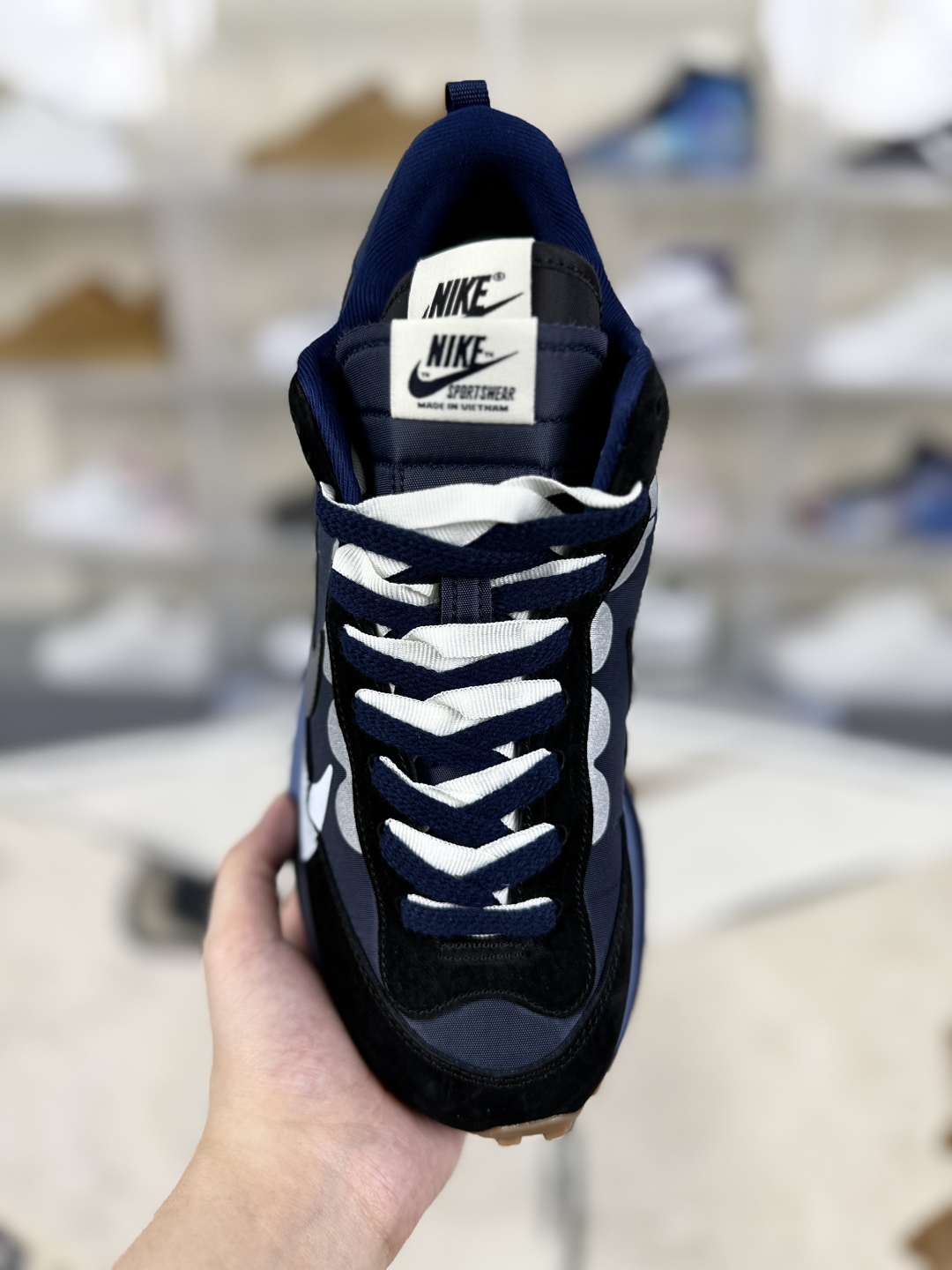 Nike x Sacai VaporWaffle Midnight Navy Sneakers - Low Top, Unisex Design 4 cmp i1747429211687 7627 0 3