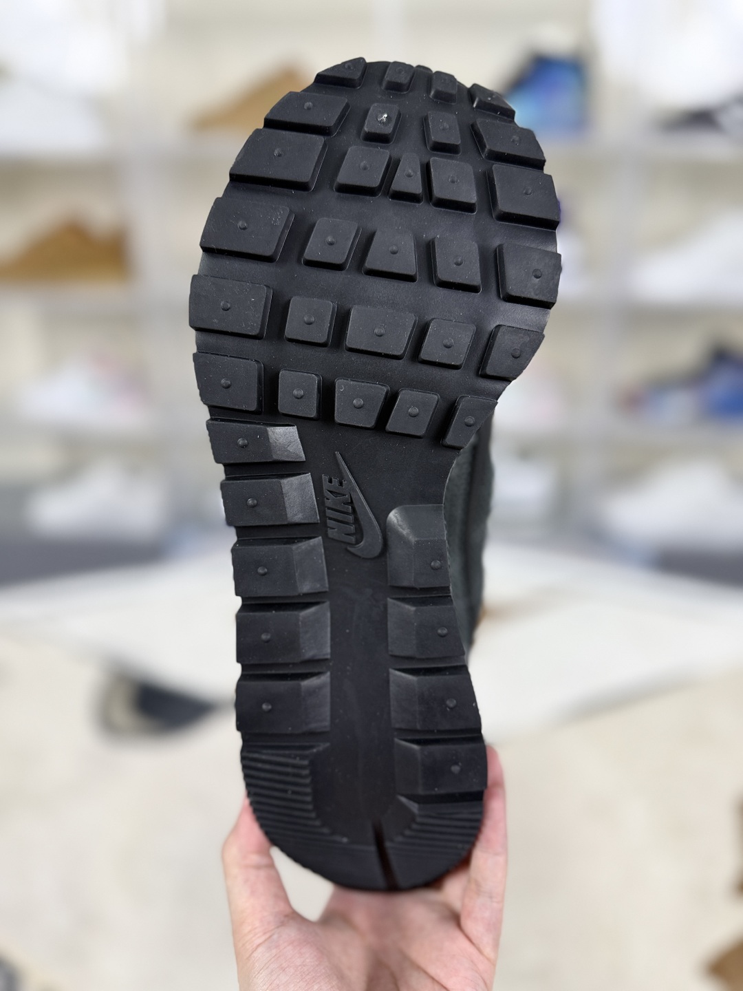 Sacai x Nike VaporWaffle Black/Grey Low-Top Sneakers - Unisex Comfort Shoes 6 cmp i1747429240840 830 0 4
