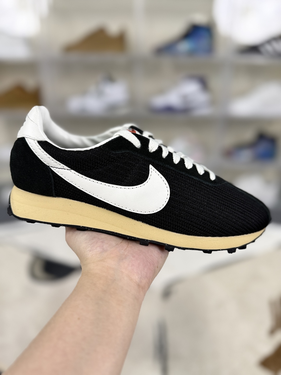 Nike Roshe Run LD-1000 Black White Casual Shoes - Comfortable & Stylish 1 cmp i1747600895679 726 0 0