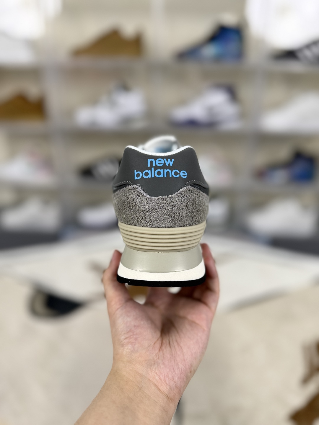 New Balance 574 Grey White: Retro, Cushioned, and Slip-Resistant Unisex Sneakers 4 cmp i1747689177993 1376 0 2