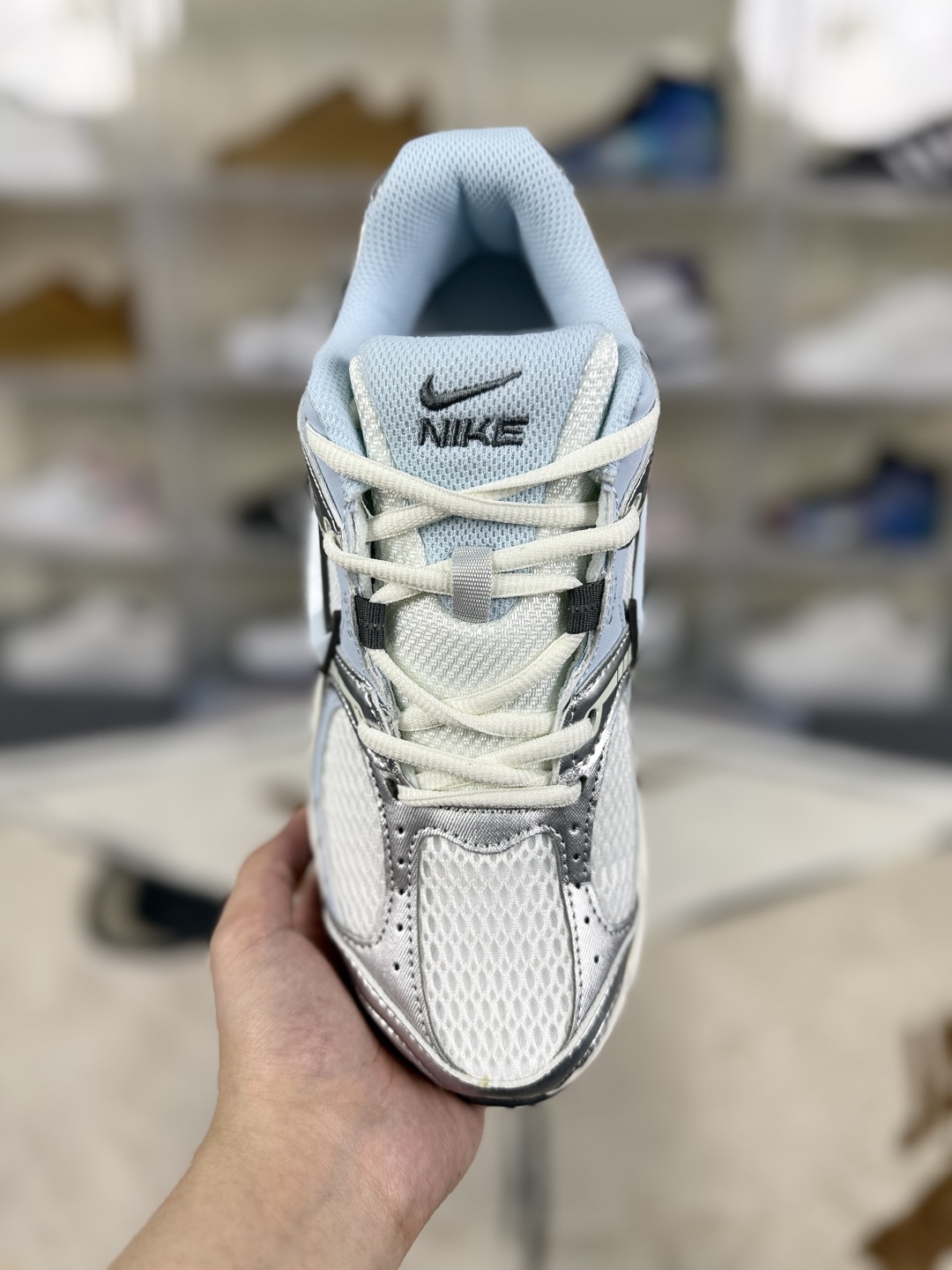 Nike V5 RNR Running Shoes: Lightweight, Breathable, and Stylish Sneakers 5 cmp i1747689324958 8686 0 3
