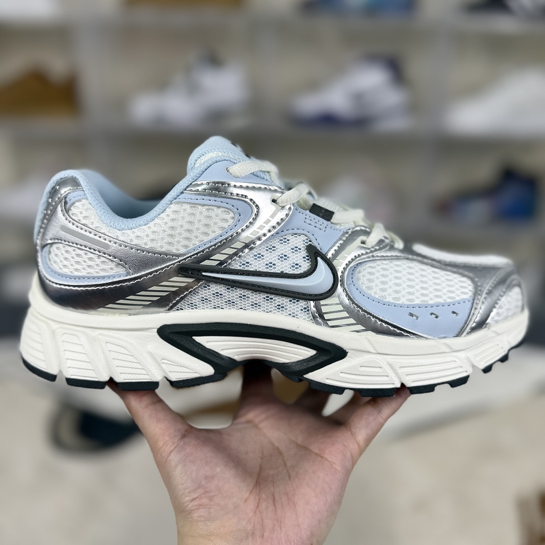 Nike V5 RNR Running Shoes: Lightweight, Breathable, and Stylish Sneakers 8 cmp i1747689324959 5191 0 5
