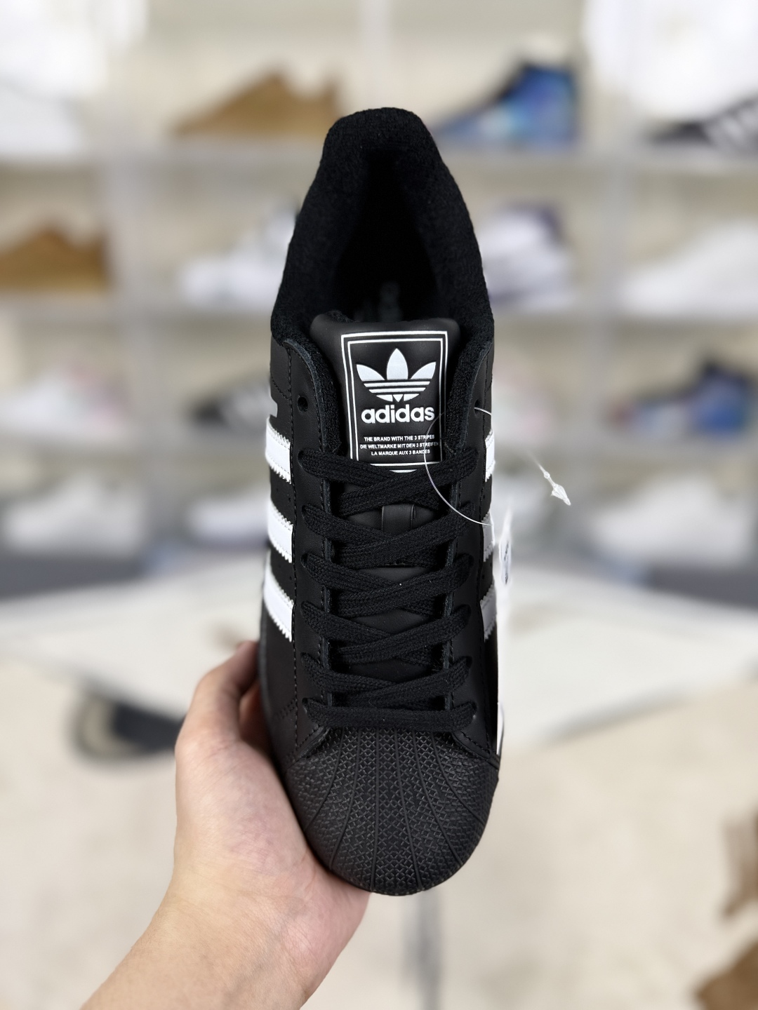 Adidas Originals Superstar: Iconic Comfort, Durable Design, and Timeless Style 4 cmp i1747861413724 8631 0 3