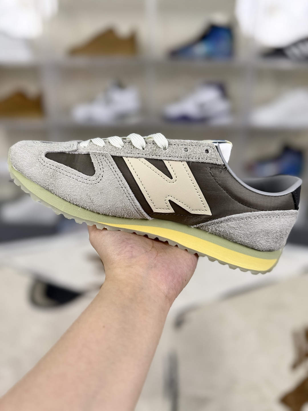 New Balance 471 Grey Brown Unisex Lifestyle Sneakers - Retro Comfort & Style 2 cmp i1747952212206 3088 0 1