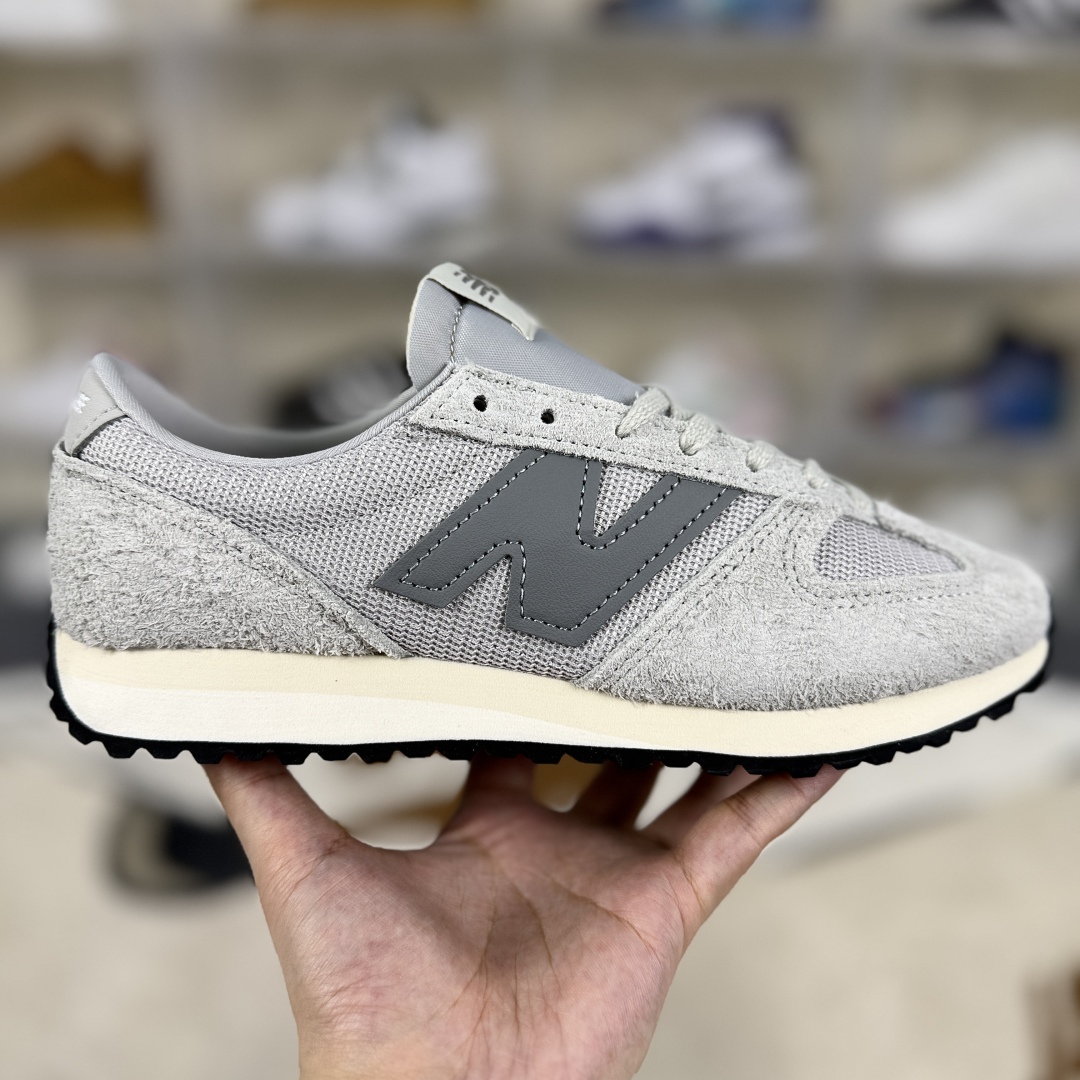 New Balance 471: Retro-Inspired Comfort, Lightweight EVA Midsole, Grey Sneakers 8 cmp i1747952263070 1640 0 5