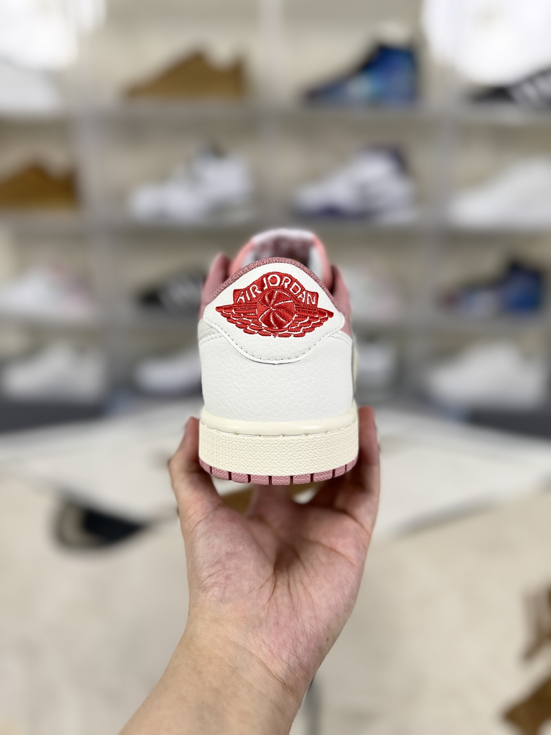 Travis Scott x Air Jordan 1 Low Pink,Retro Basketball Shoes Unisex DM7866-600 3 cmp i1747952346880 9120 0 2