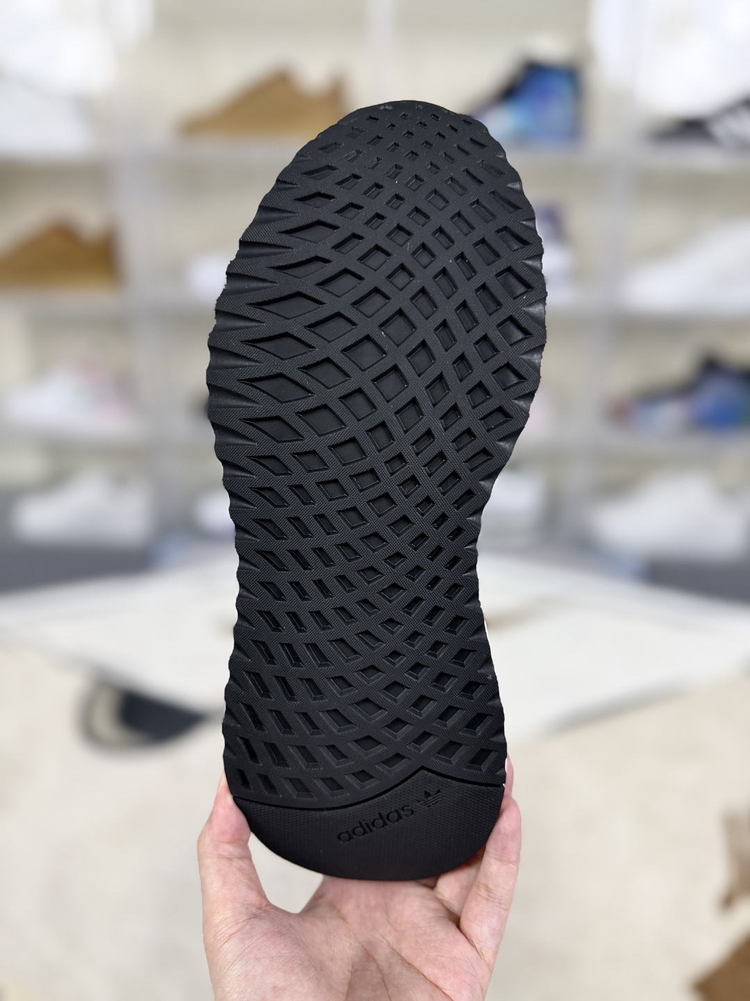 Adidas Tubular Shadow Running Shoes - Comfortable, Breathable, & Stylish 7 cmp i1748124920629 2677 0 4