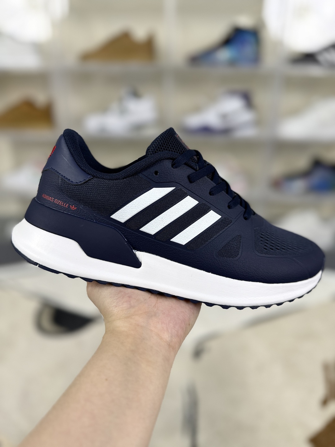 Adidas Tubular Shadow Running Shoes - Comfortable, Durable, and Stylish 2 cmp i1748124986320 221 0 0