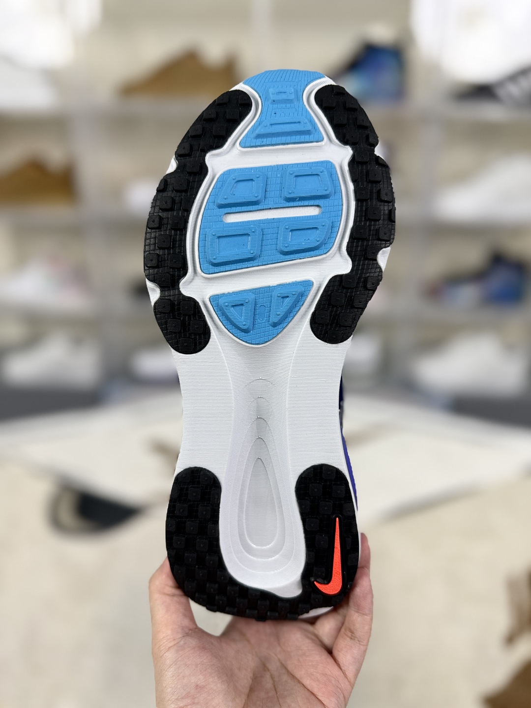 Nike Vomero 18: Comfortable, Durable, and Stylish Running Shoes - Blue 7 cmp i1748209728072 977 0 4