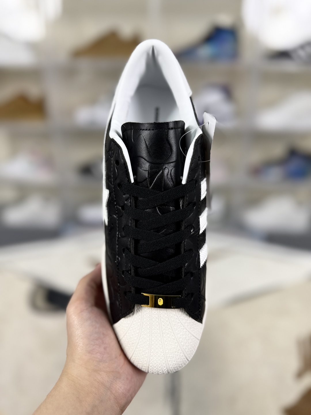 A Bathing Ape x Adidas Originals Superstar Low Top Sneakers - Unisex 5 cmp i1748295747393 7570 0 3