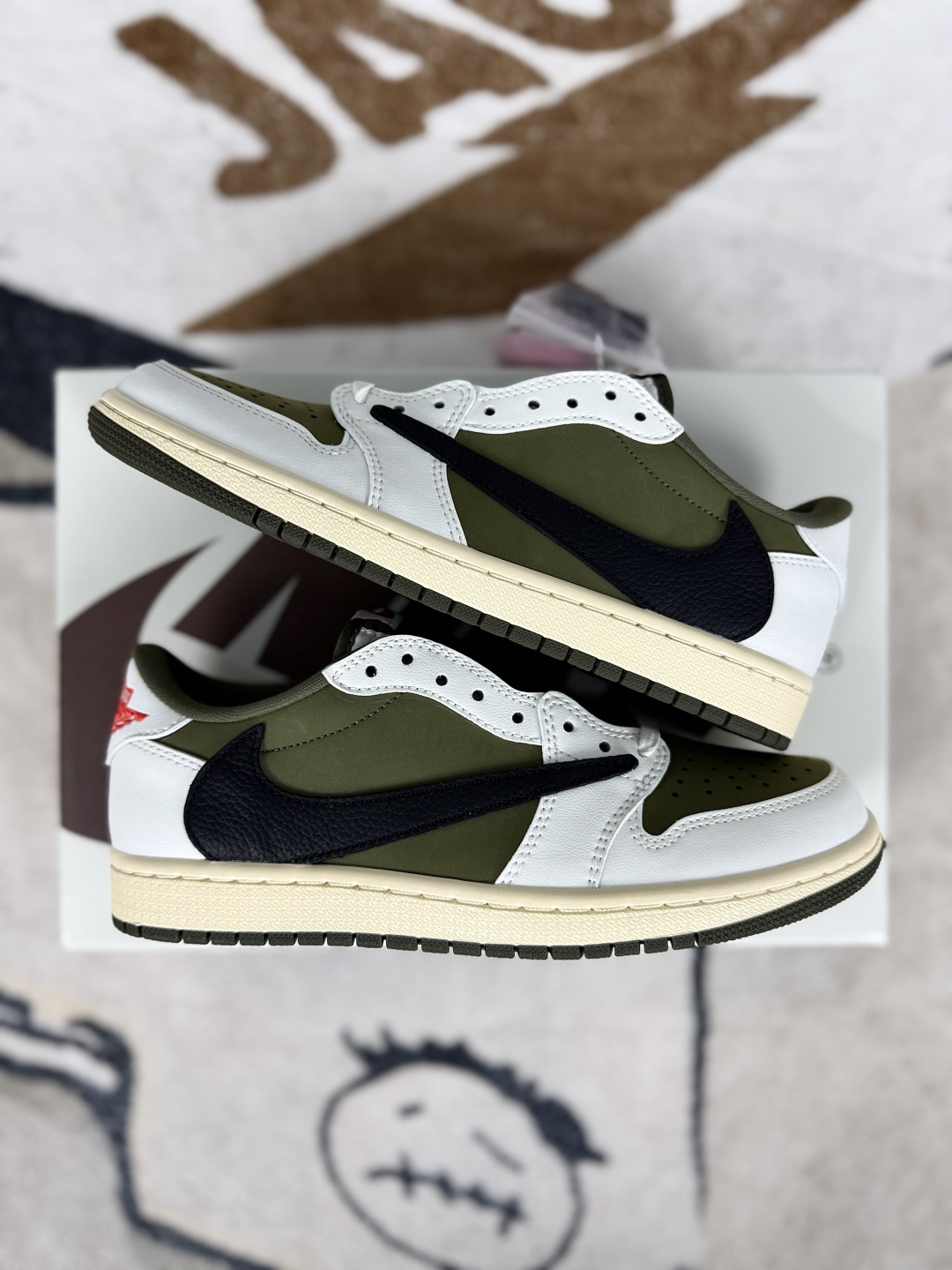Travis Scott x Jordan Air 1 Low OG Olive - Retro Basketball Shoes For Men & Women 9 cmp i1748296136975 9423 0 7