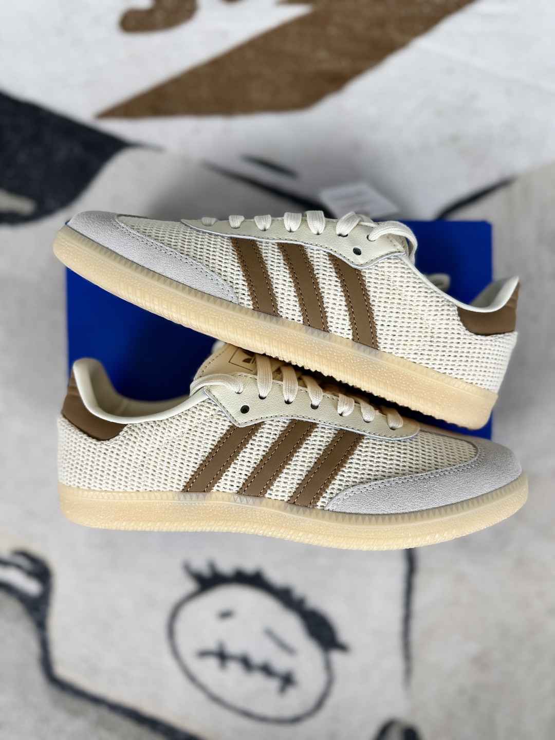 Adidas Originals Samba OG Low Top Sneakers - Beige/Brown - Unisex Design 8 cmp i1748296167342 4810 0 7