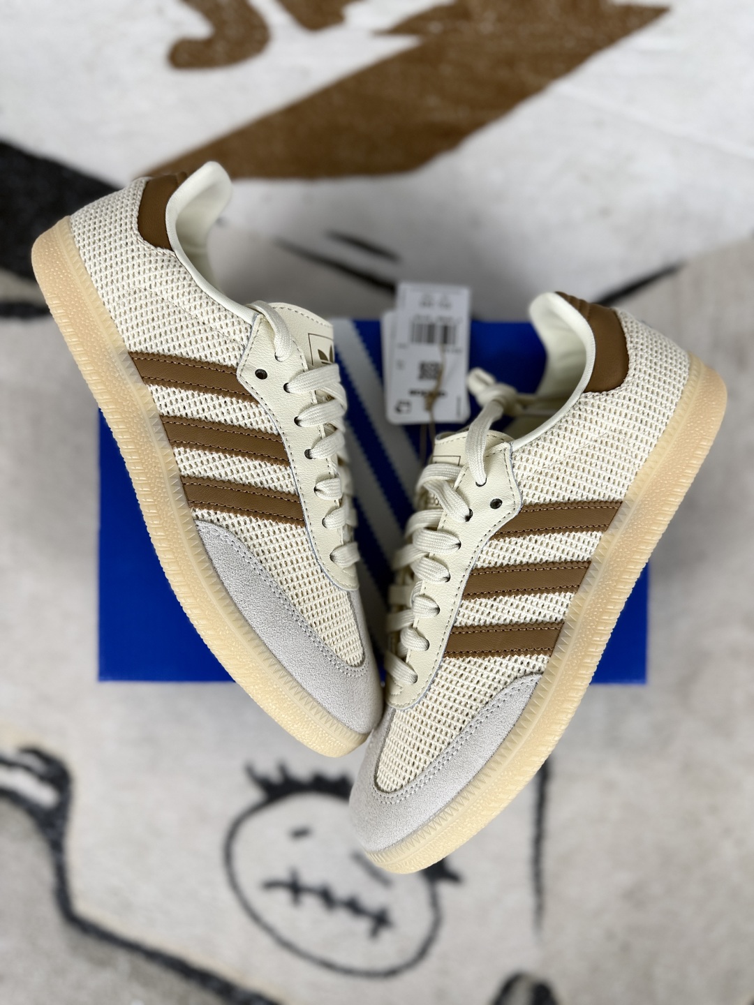 Adidas Originals Samba OG Low Top Sneakers - Beige/Brown - Unisex Design 5 cmp i1748296167345 5163 0 6