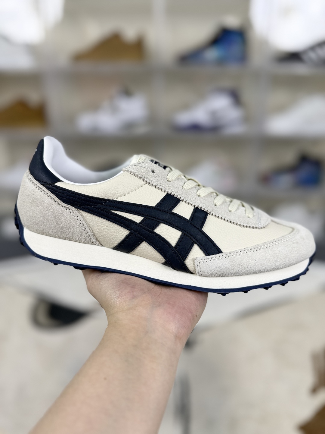 Onitsuka Tiger EDR 78 Retro Sneakers - Lightweight & Comfortable for Everyday Wear 1 cmp i1748380022862 2593 0 0