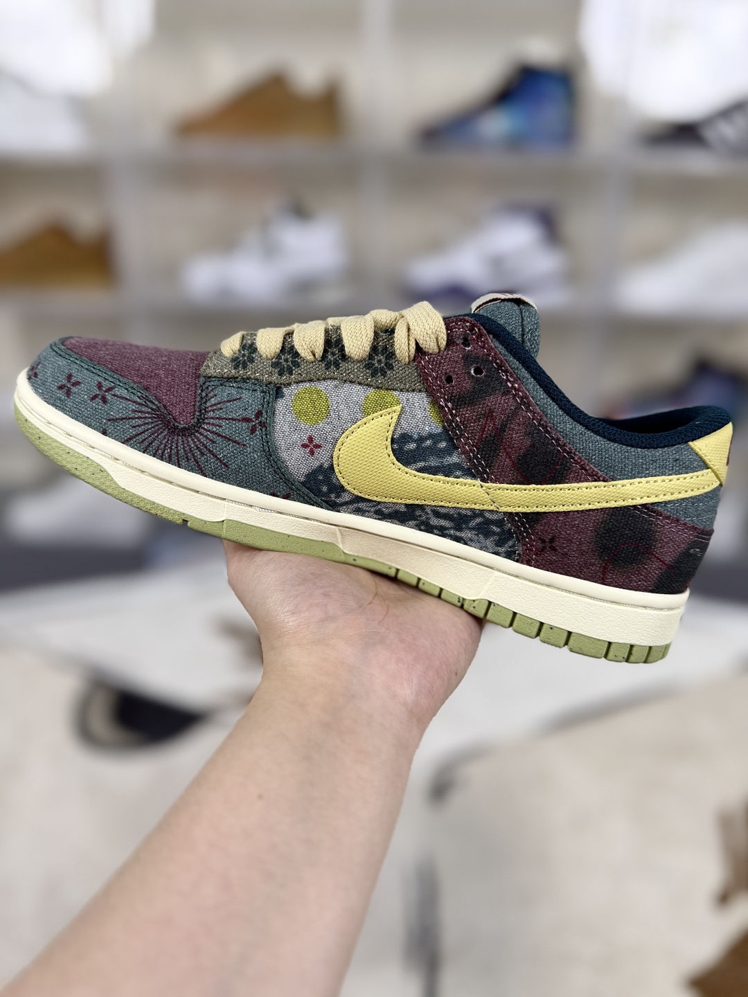 Nike Dunk SP Community Garden Lemon Wash Low Top Sneakers - Unisex Style 3 cmp i1748468274449 9378 0 1